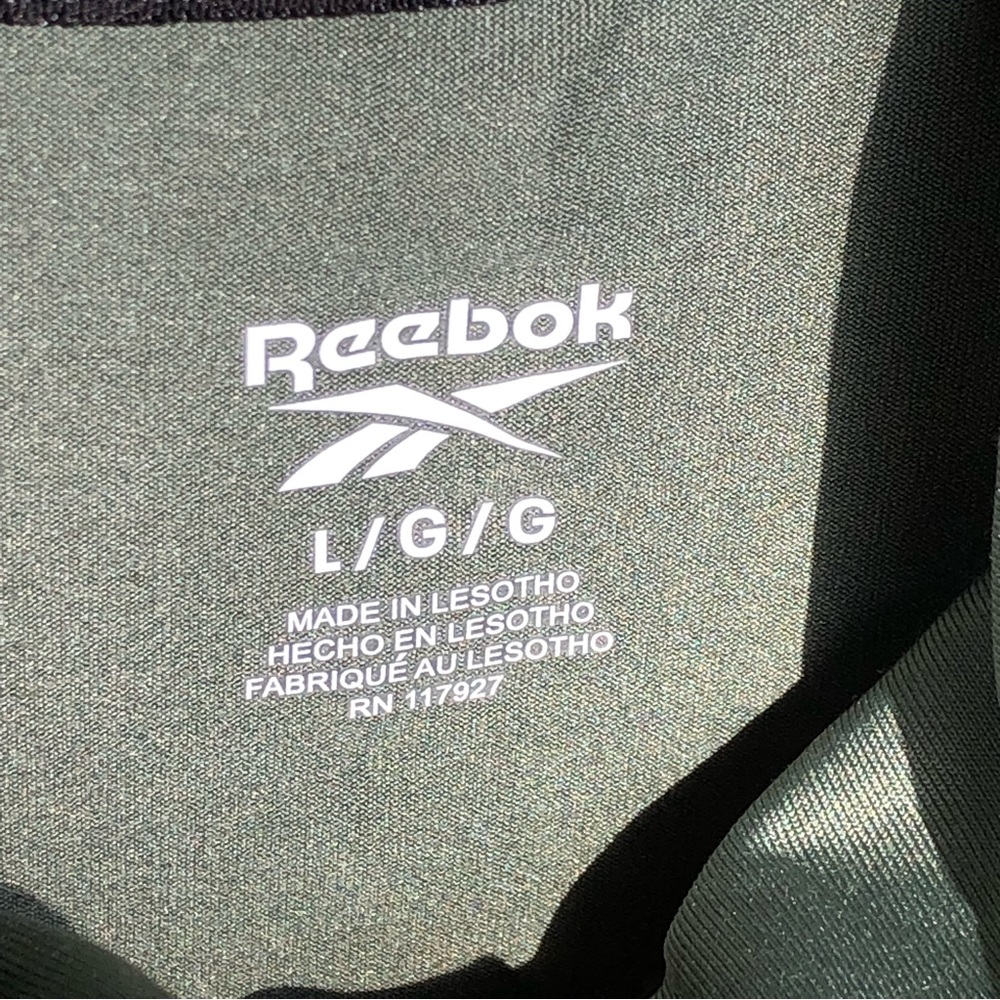 Reebok Men's L Green 1/4 Zip Active Pullover Top Long sleeves - Picture 2 of 5